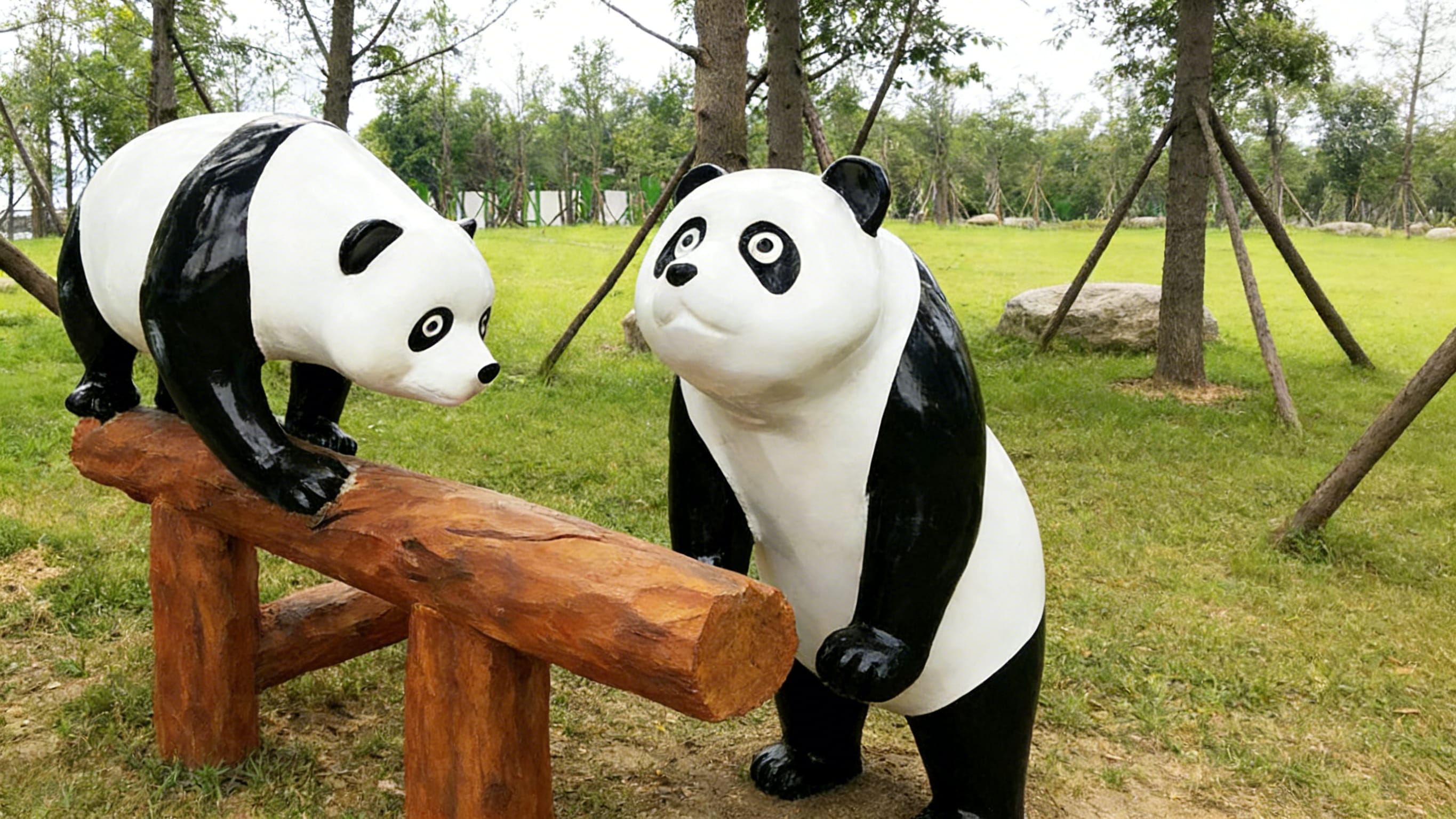 玻璃钢雕塑（亲子互动场景・熊猫乐园）